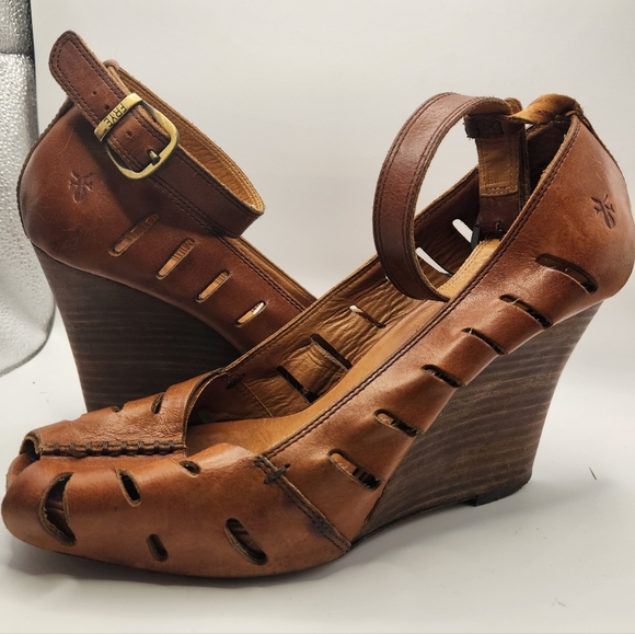 Frye Gwen Ankle Strap Leather Wedge Sandal Cognac Brown 9.5 Boho Hippie Prairie - Picture 11 of 14